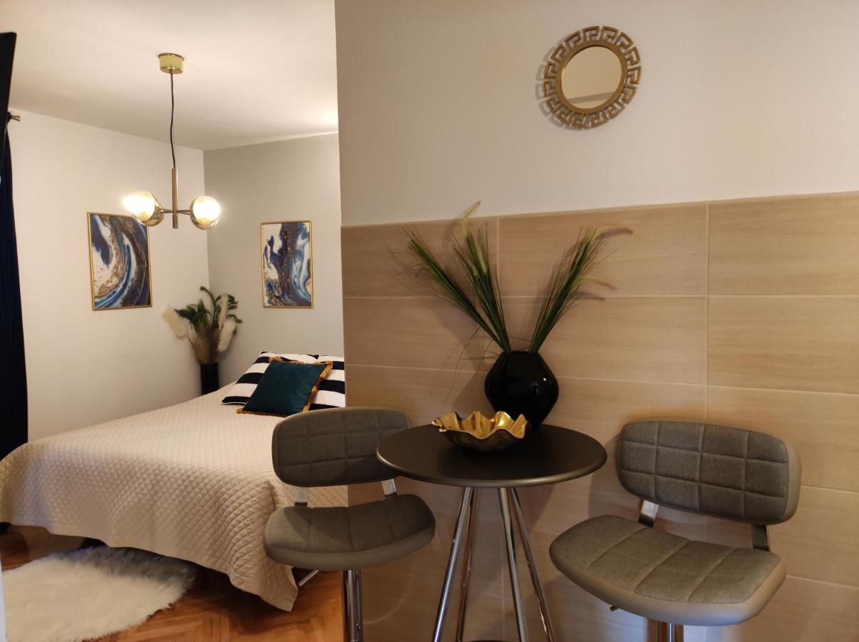 Apartments Nora Makarska Eksteriør bilde