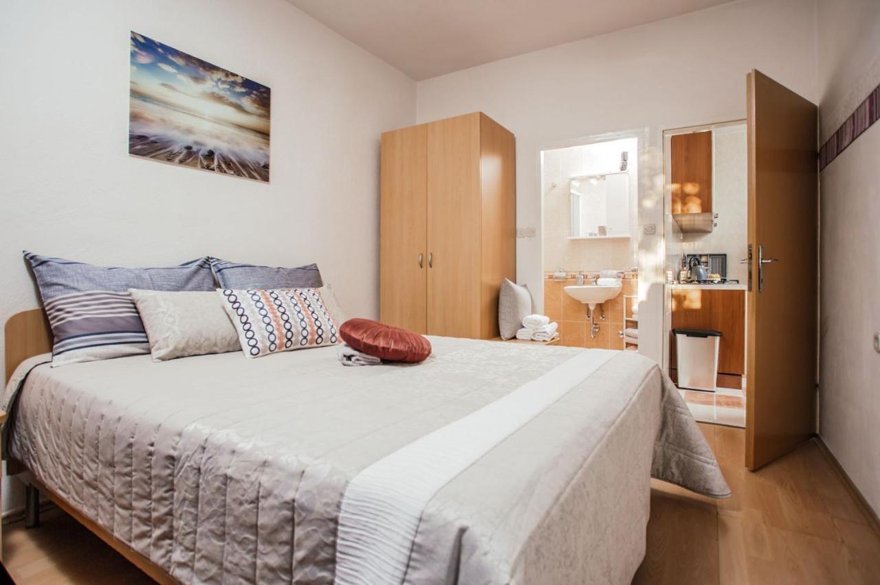 Apartments Nora Makarska Eksteriør bilde