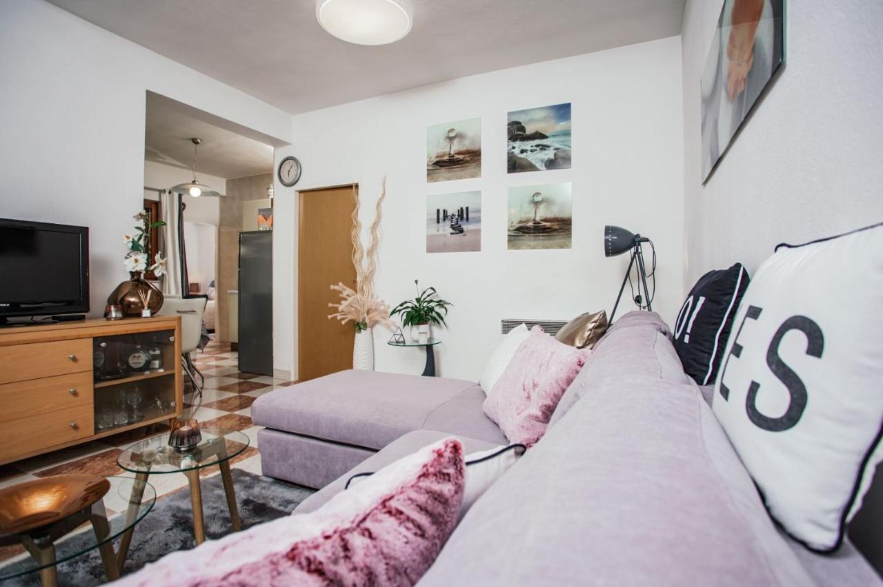 Apartments Nora Makarska Eksteriør bilde
