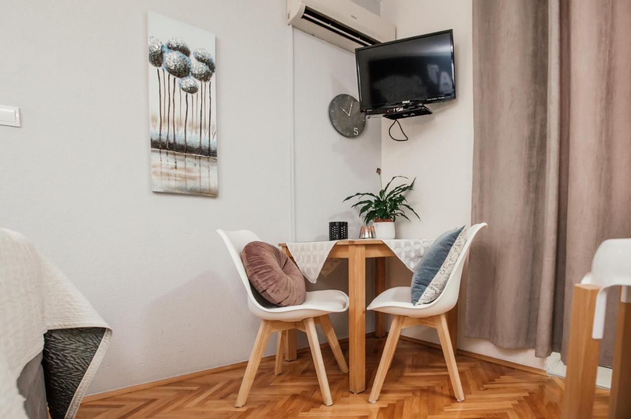 Apartments Nora Makarska Eksteriør bilde