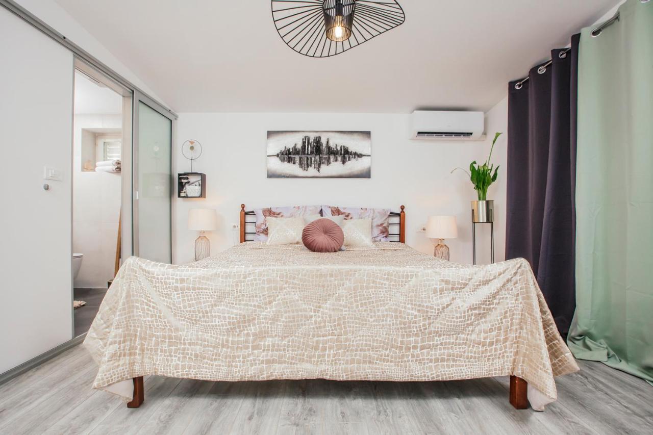 Apartments Nora Makarska Eksteriør bilde